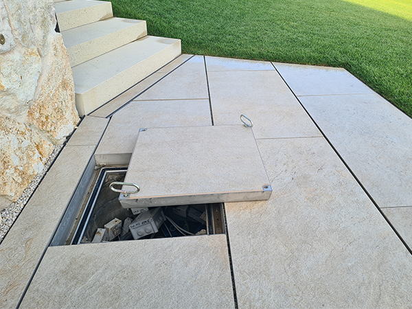 Standard access covers